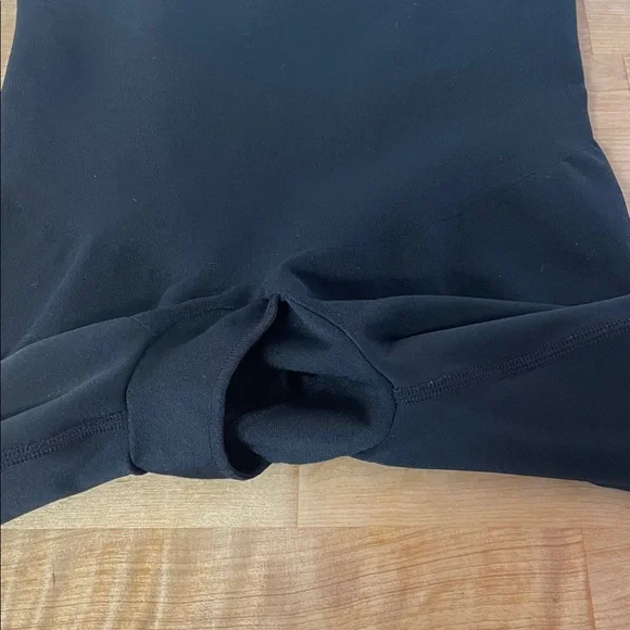 Assets by Spanx black one piece shapewear bodysuit with shorts women’s size 1X - Picture 11 of 13